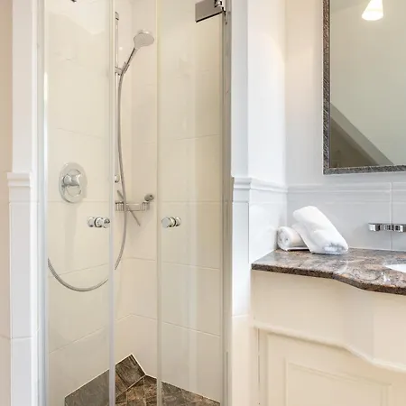 Cathrin App 15 דירה