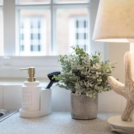 Cathrin App 15 דירה *